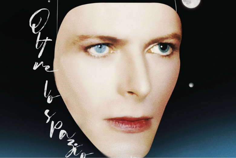 David Bowie, a 10 anni dalla morte esce la biografia “Oltre lo spazio e il tempo”